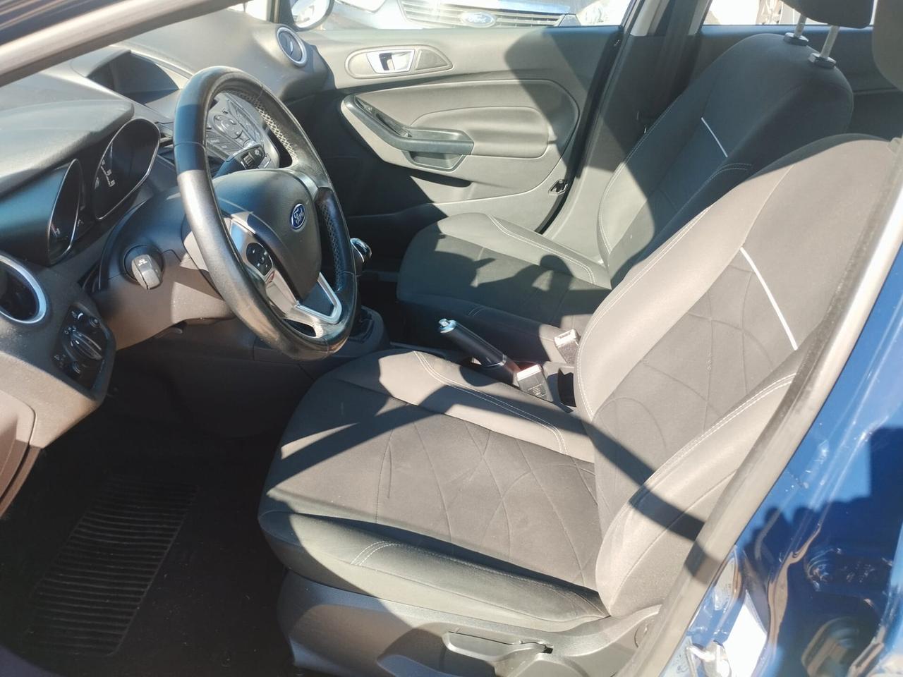 FORD FIESTA