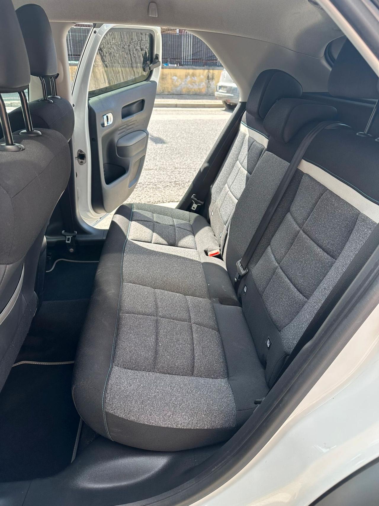 Citroen C4 Cactus BlueHDi 100 S&S Shine