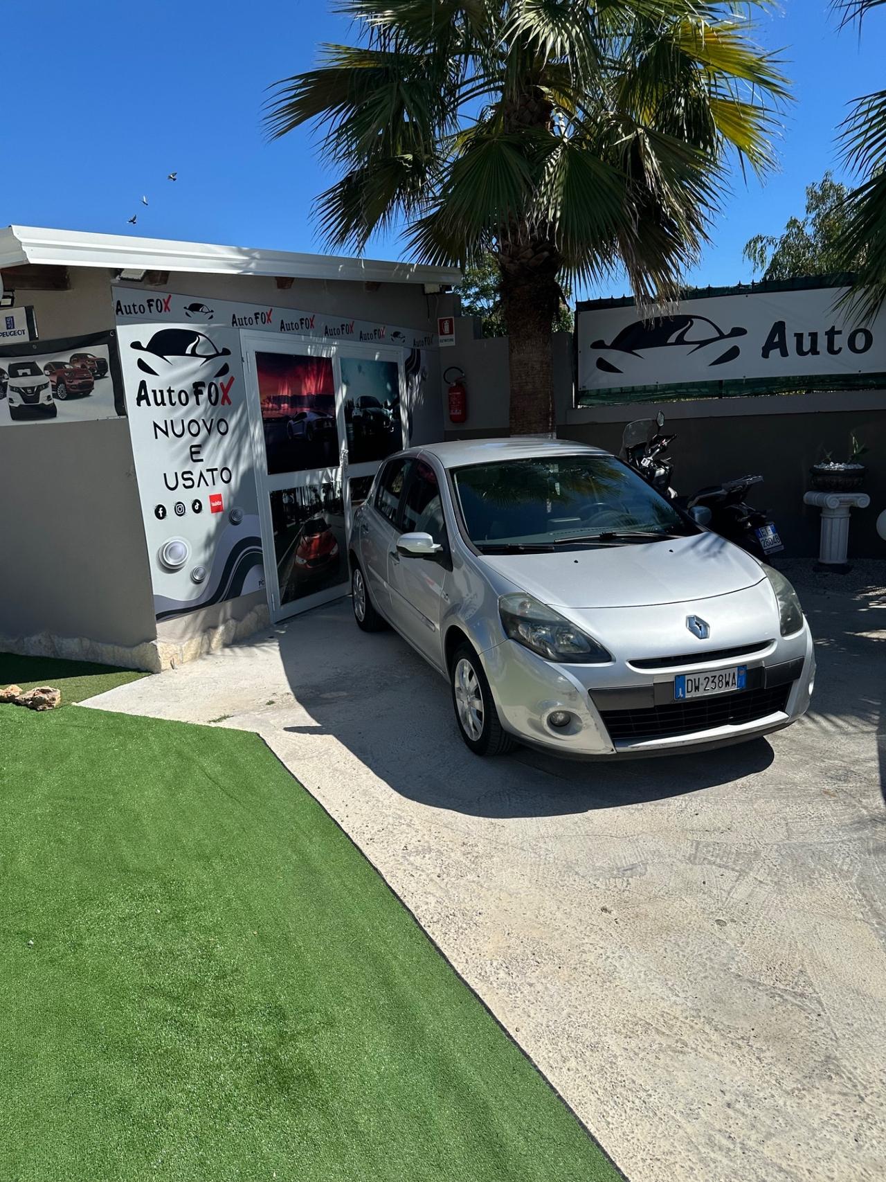 Renault Clio 1.2 16V 5 porte Luxe