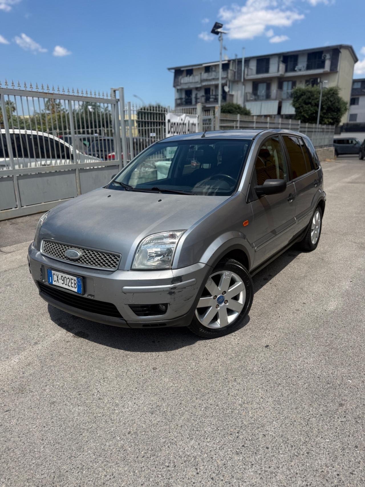 Ford Fusion 1.4 16V 5p. Leather