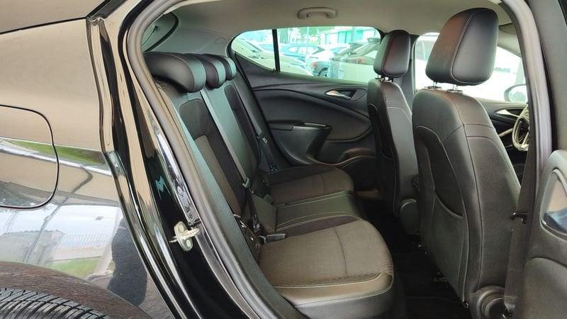 Opel Astra 1.6 CDTI 110cv S&S MT6 Innovation