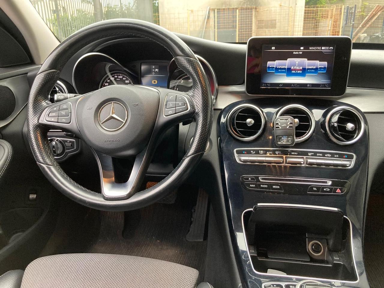 MERCEDES C220 D