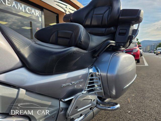 HONDA GL 1800 GOLD WING TOUR - NAVI - AIRBAG - RETROMARCIA