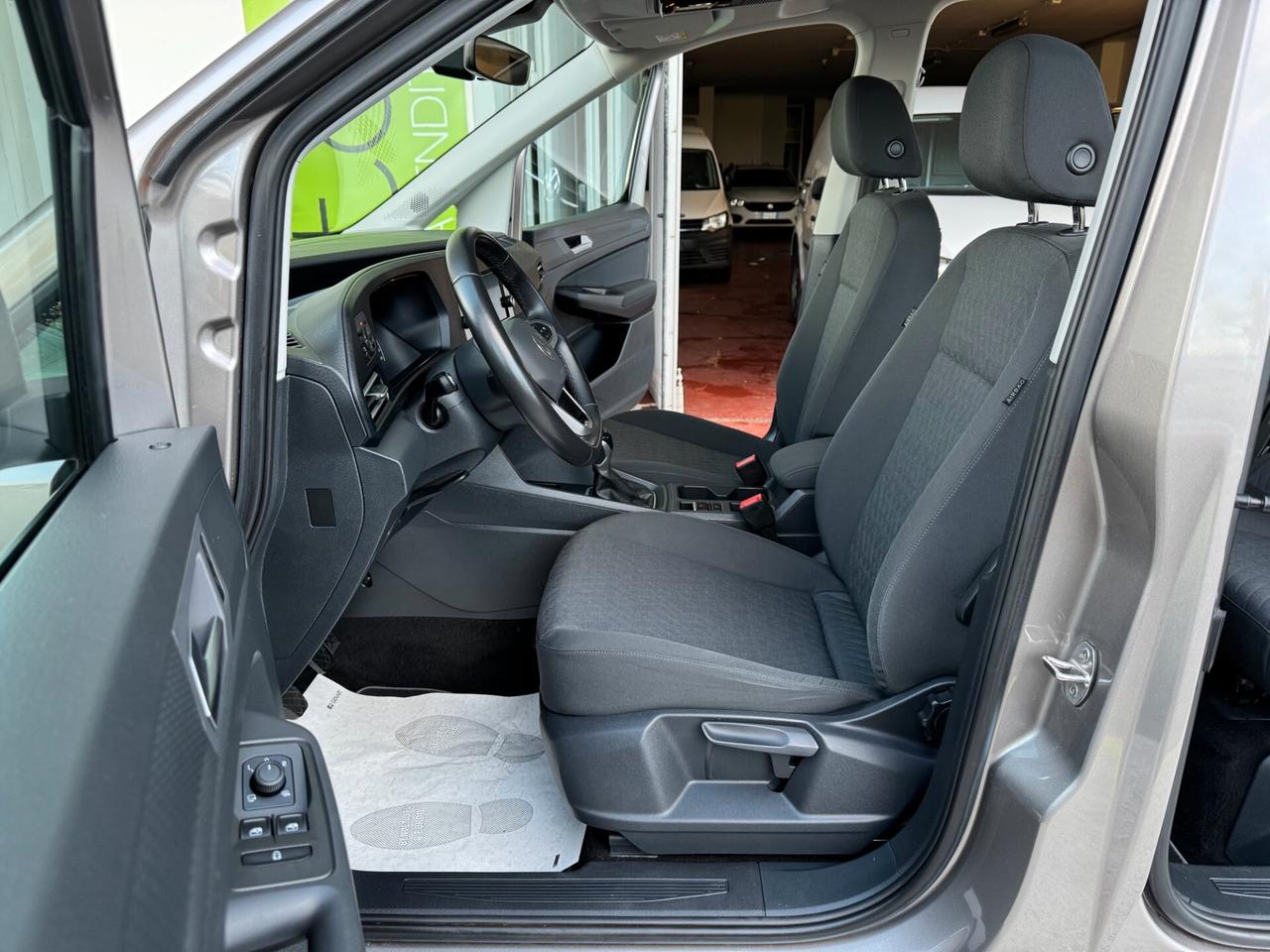 Volkswagen Caddy 1.5TSI LIFE GARANZ 2029 AUTOCARRO