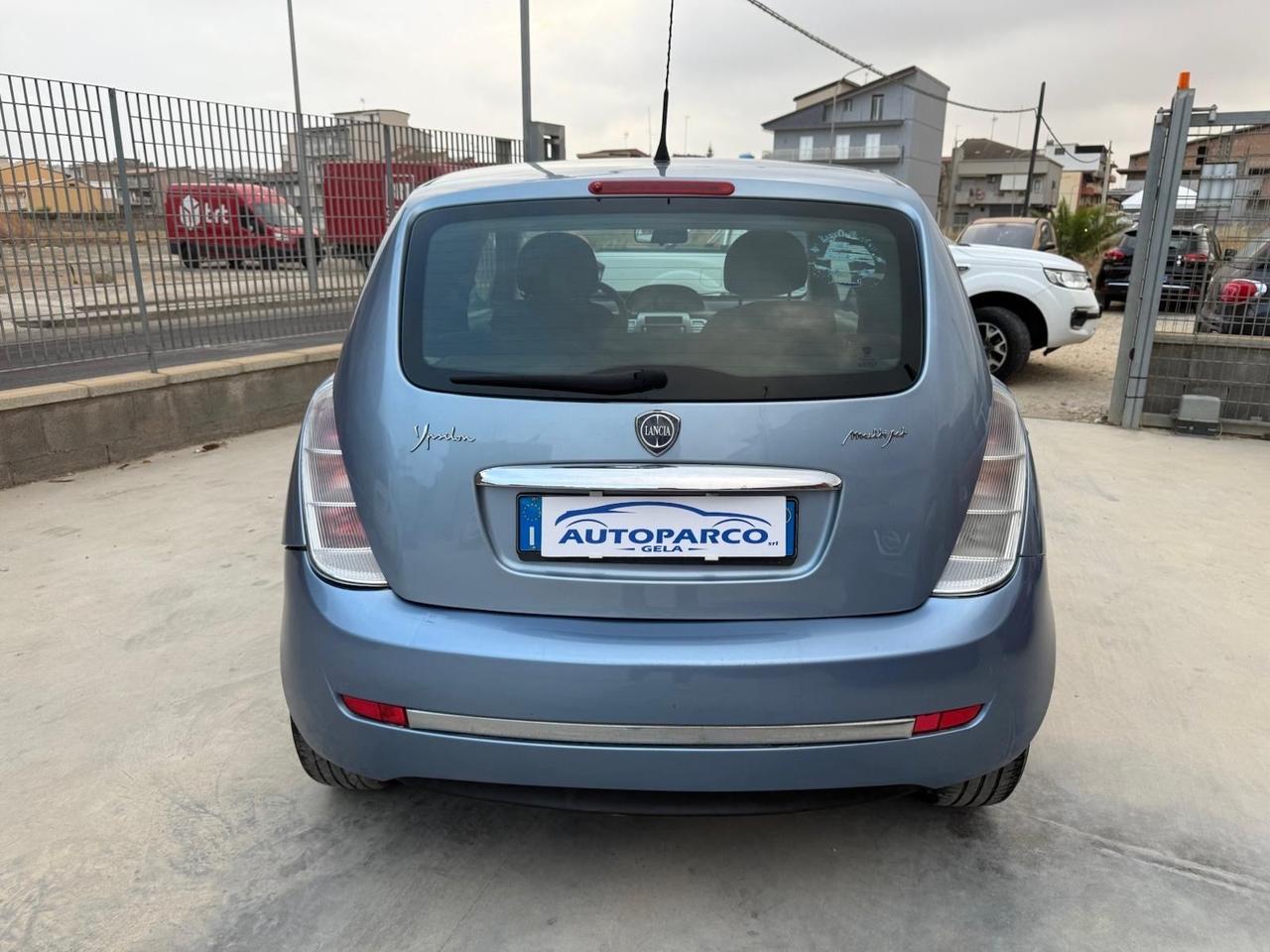 Lancia Ypsilon 1.3 MJT 75 CV