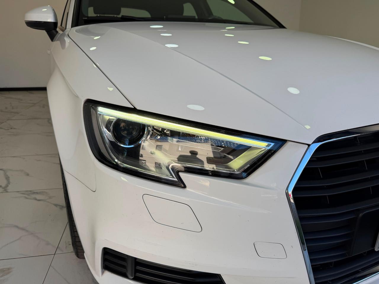 Audi A3 SPB 30 TDI Sport-116 cv-S-TRONIC-GARANTITA-2019