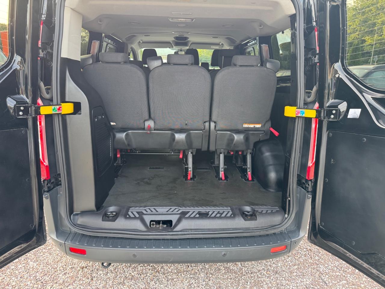 Ford Tourneo Custom Cambio automatico
