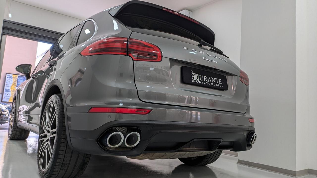 Porsche Cayenne 3.0 Diesel solo 139.000km