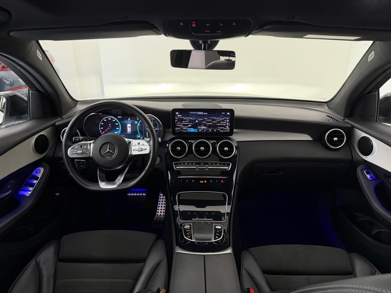 MERCEDES GLC 220 COUPE PREMIUM PUS TETTO/LUCI AMBIENTE/FULL LED