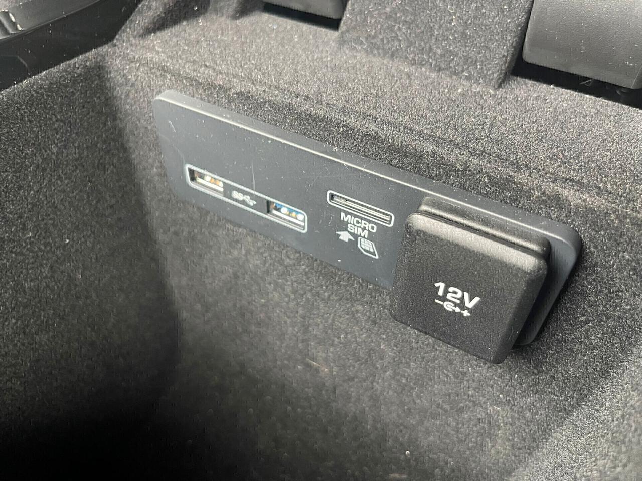 Land Rover Range Rover Velar 2.0D I4 180 CV S AUT. COME NUOVA