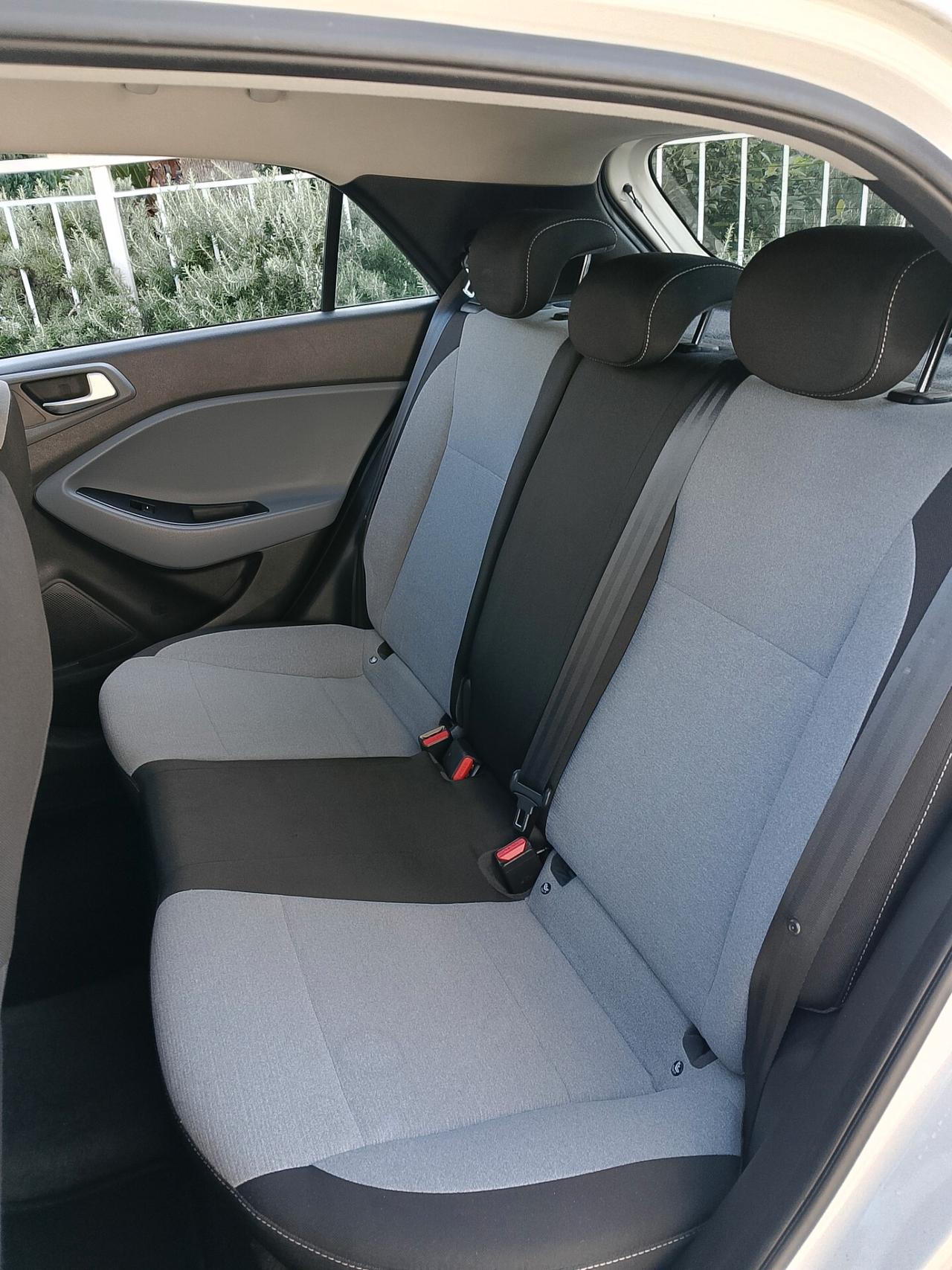 Hyundai i20 1.2 84 CV 5 porte Classic