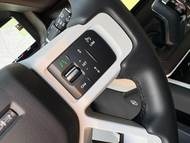 LAND ROVER Defender 90 3.0D I6 200 CV AWD Auto ''TOTAL BLACK''