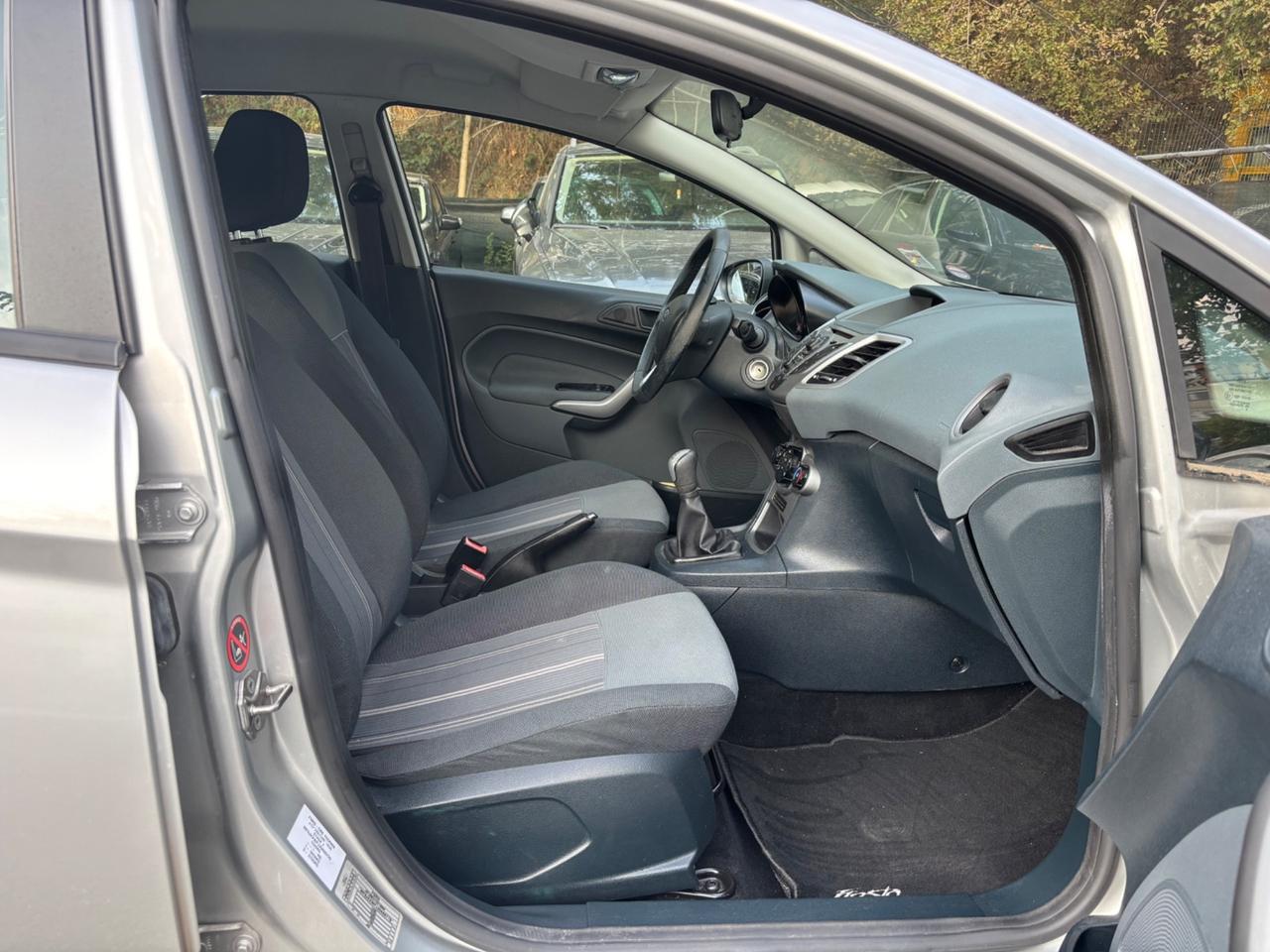 Ford Fiesta 1.4 5 porte GPL Titanium OK Neopatentati