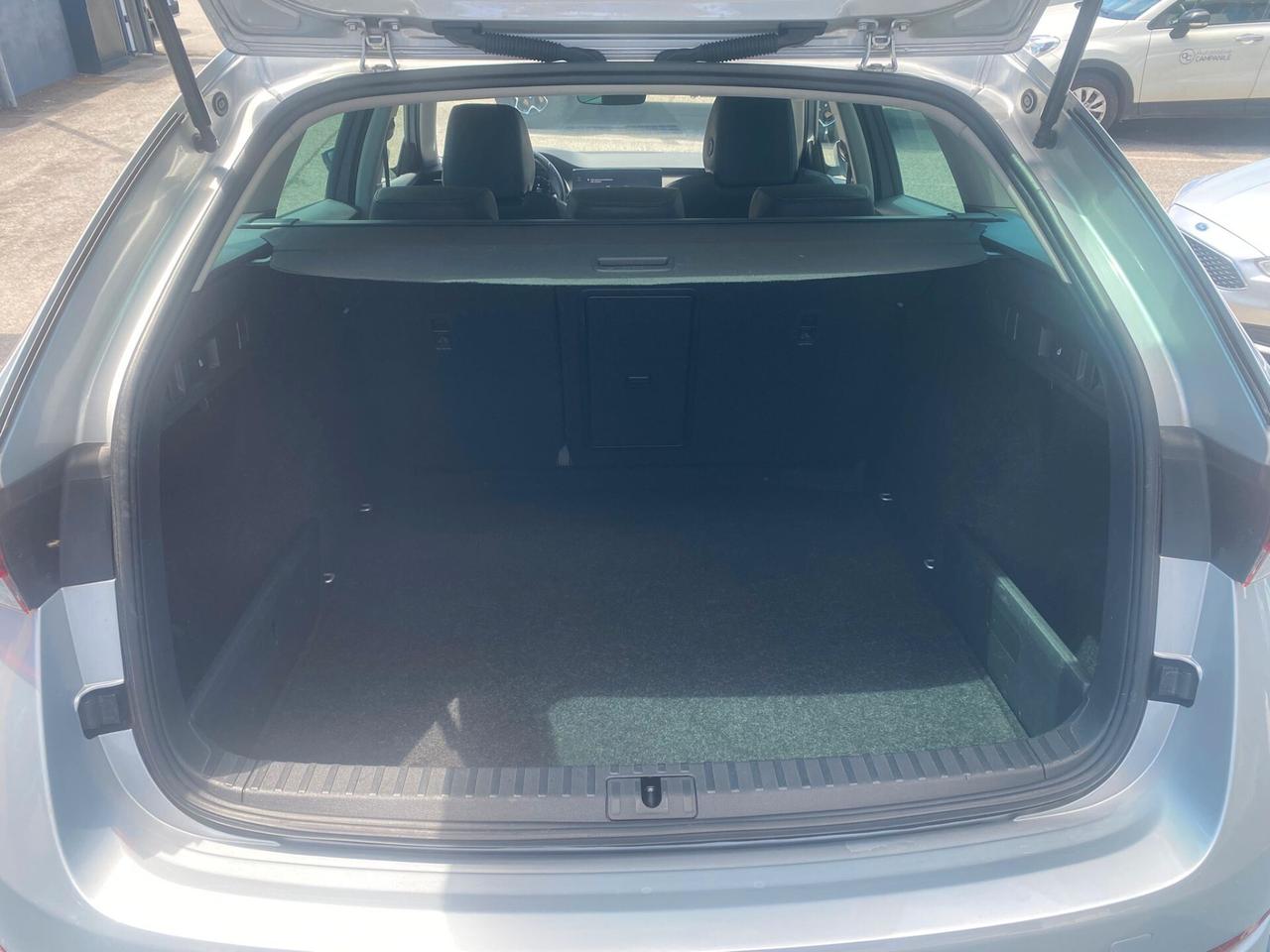 Skoda Octavia 1.5 e-TEC DSG Wagon Style