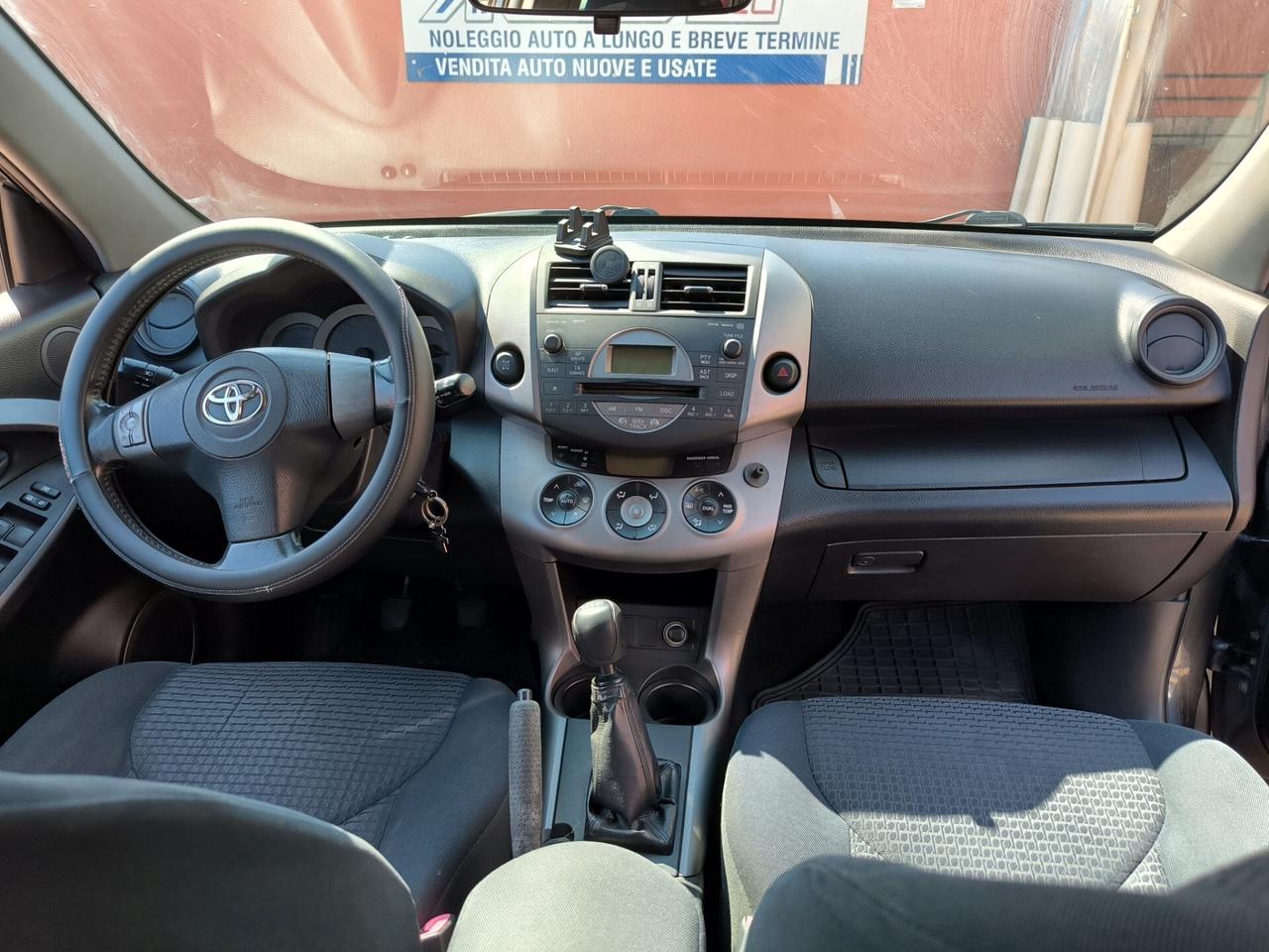 Toyota RAV 4 2.2 D-4D 136 CV DPF Luxury
