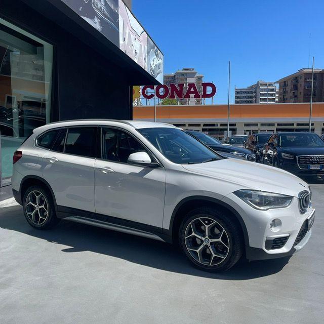 BMW - X1 - sDrive18d xLine