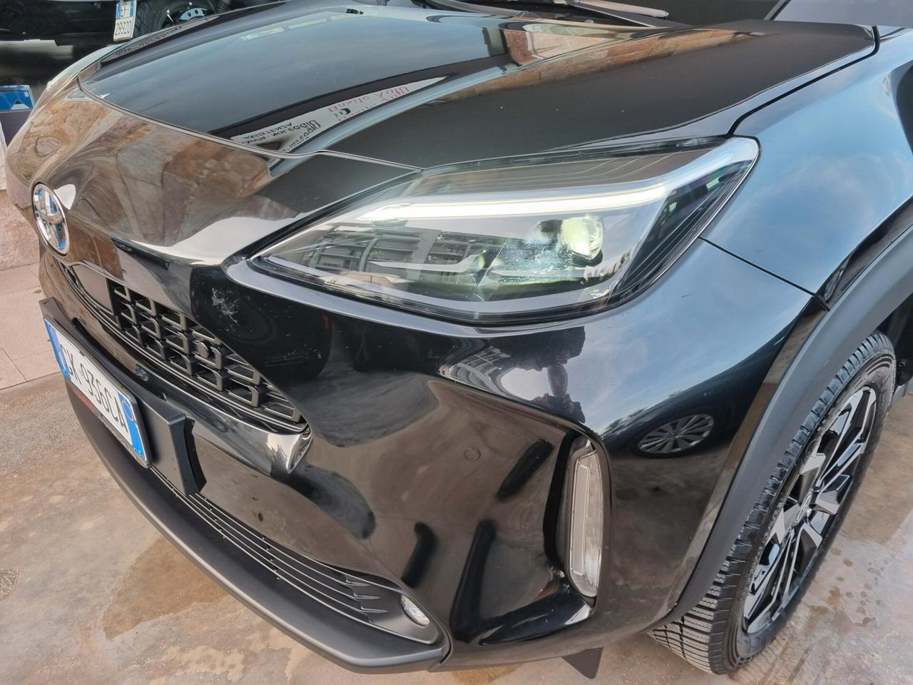 Toyota Yaris Cross 1.5 Hybrid 5p. E-CVT AWD-i Trend