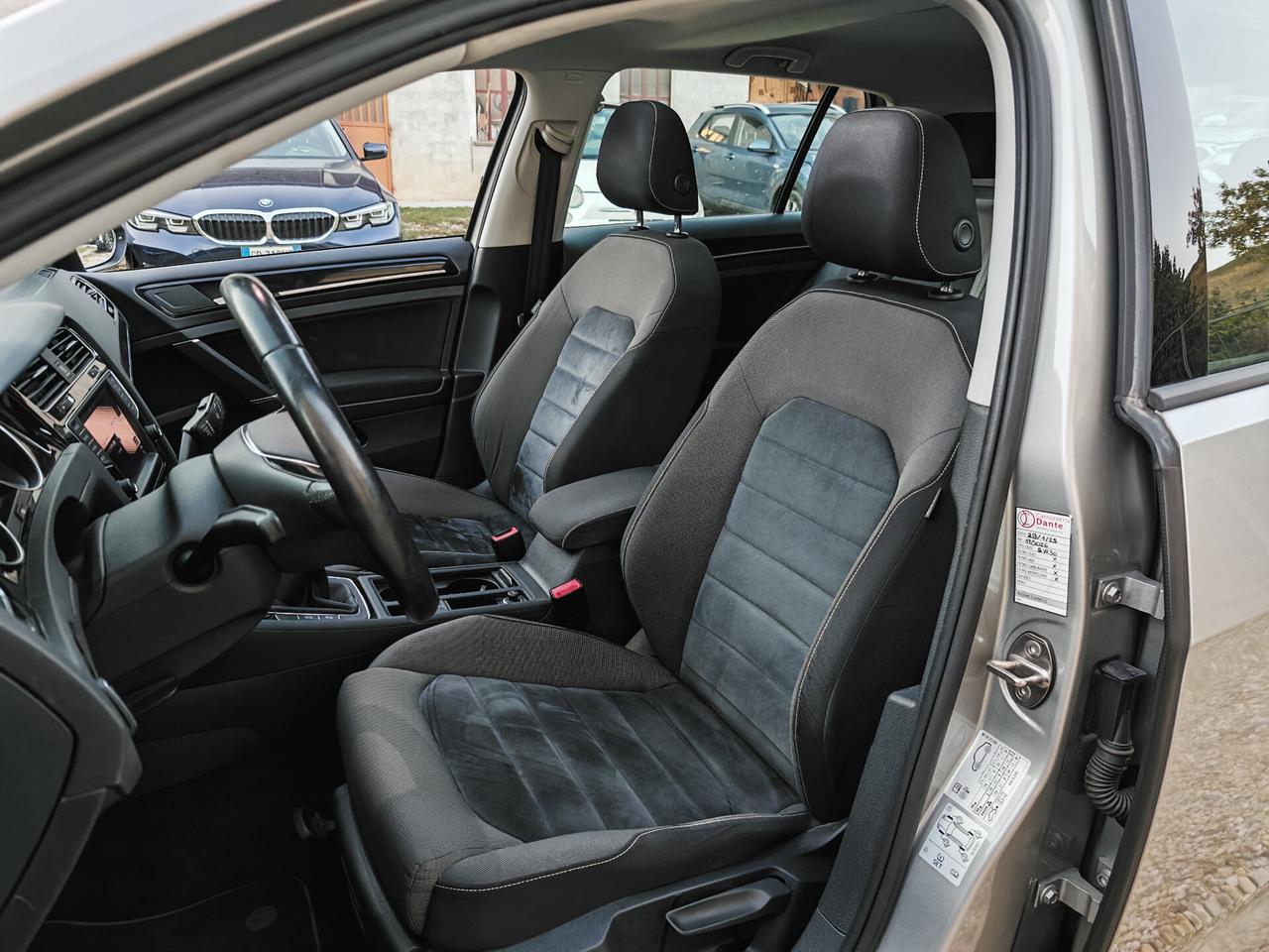 Volkswagen Golf 2.0 TDI 5p. 4MOTION Highline BlueMotion Technology