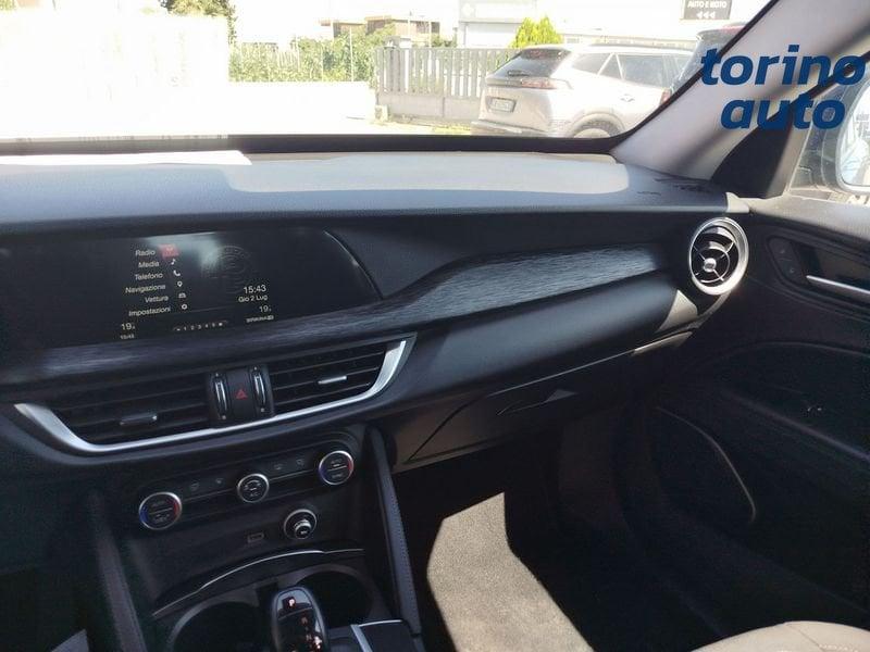Alfa Romeo Stelvio 2.2 Turbo Diesel 160CV AT8 RWD Business