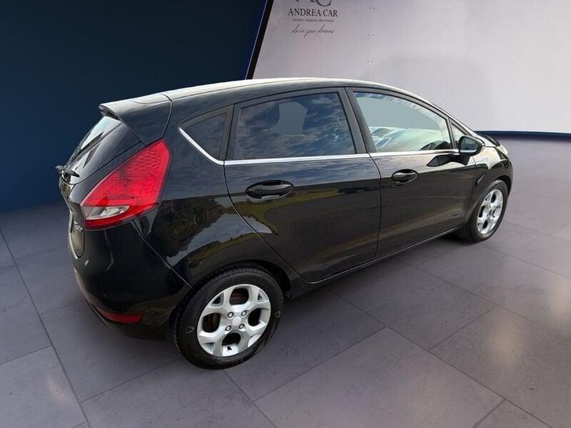 Ford Fiesta Fiesta 5p 1.4 tdci Titanium
