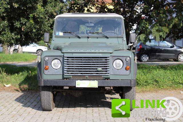 LAND ROVER Defender 110 2.4 TD4 Station Wagon E