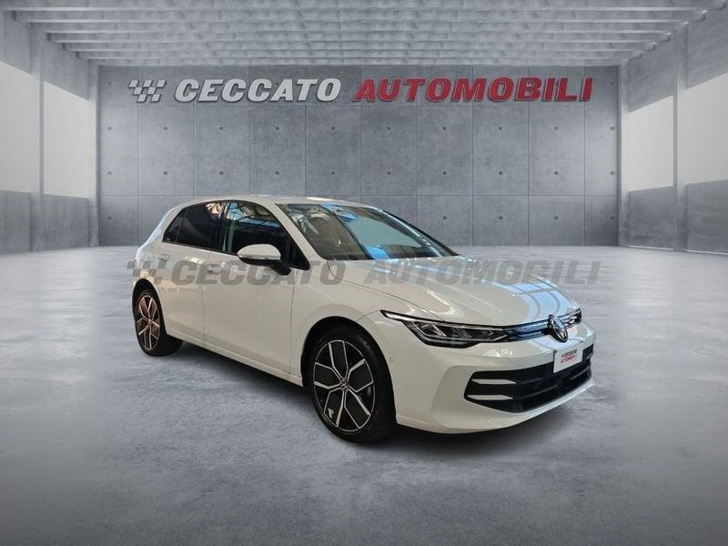 Volkswagen Golf Nuova 1,5 LIFE P 110 TSID6A MY 25