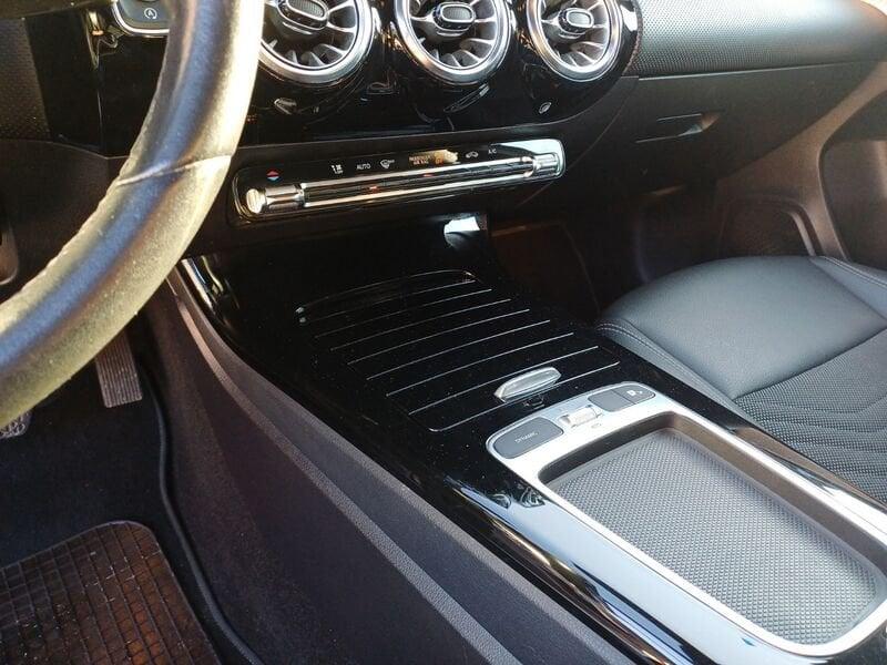 Mercedes-Benz Classe A A 180 d Progressive Advanced NIGHT-PACK