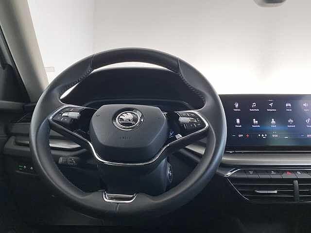 SKODA Octavia 2.0 TDI EVO SCR DSG Wagon Executive