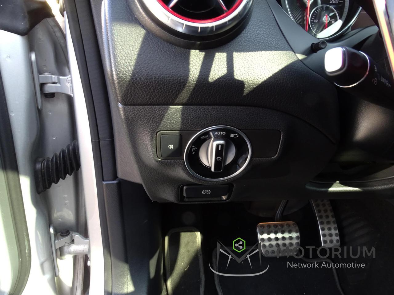 Mercedes-Benz CLA 200 Premium 156 CV CAMBIO AUTOMATICO