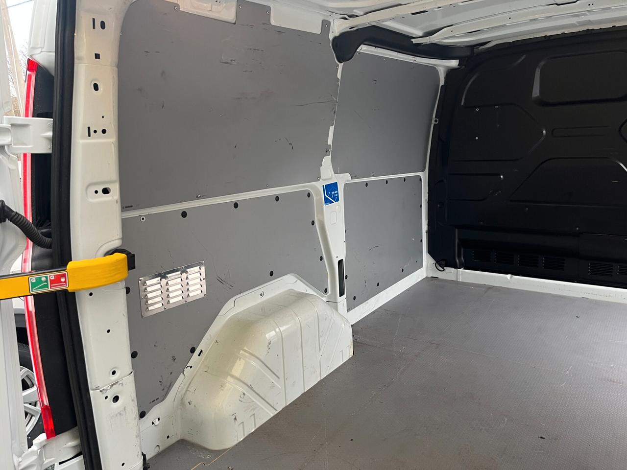 Ford TANSIT CUSTOM 2.0 TDCI **08/2021**KM 135428**