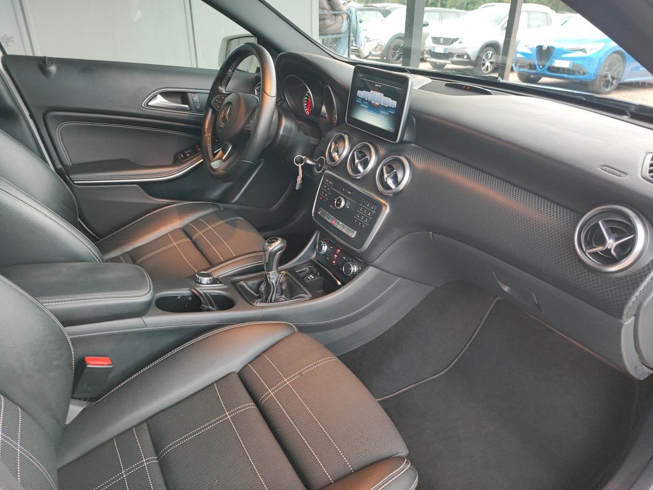 Mercedes-benz A 180 d Premium