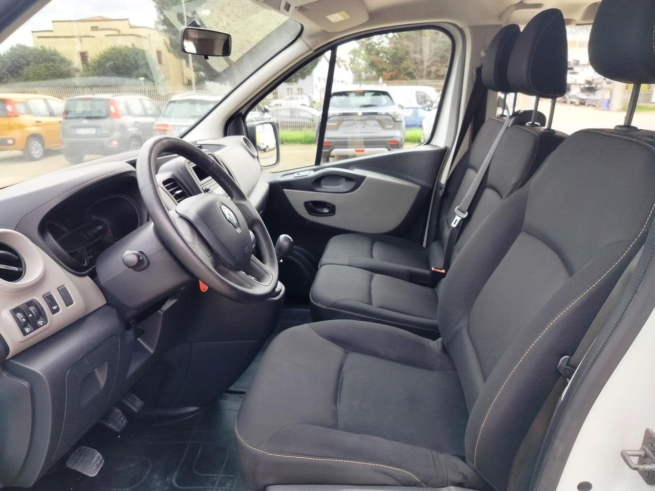 RENAULT Trafic T27 1.6 dCi 125CV Clima Zen