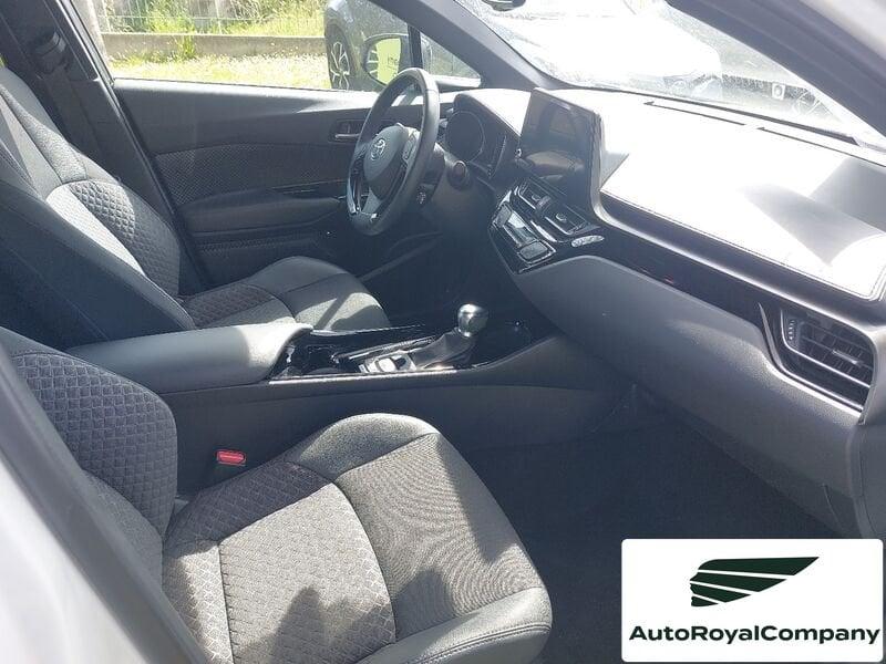 Toyota C-HR 2.0 Hybrid E-CVT Trend IVA ESPOSTA