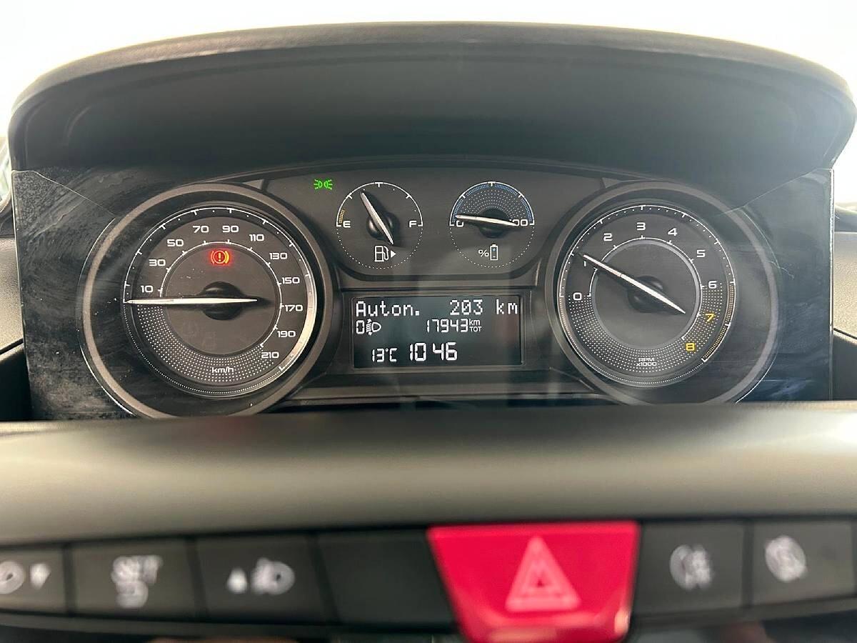 Lancia Ypsilon 1.0 FireFly 5 porte S&S Hybrid Silver