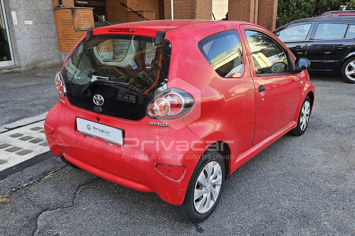 TOYOTA Aygo 1.0 12V VVT-i 3 porte Active Connect