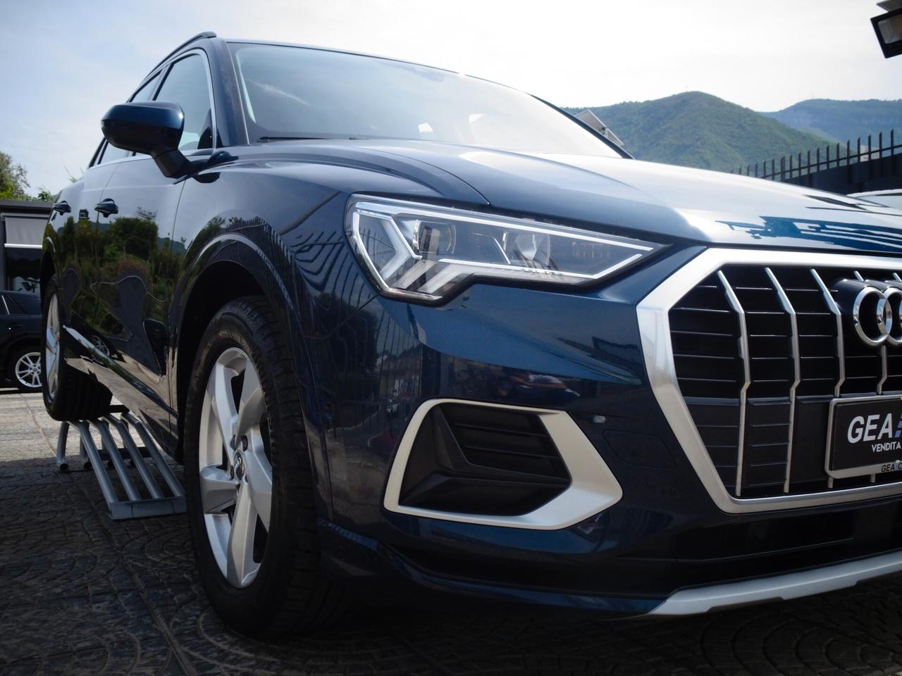 Audi Q3 35 TDI S tronic Business Advanced