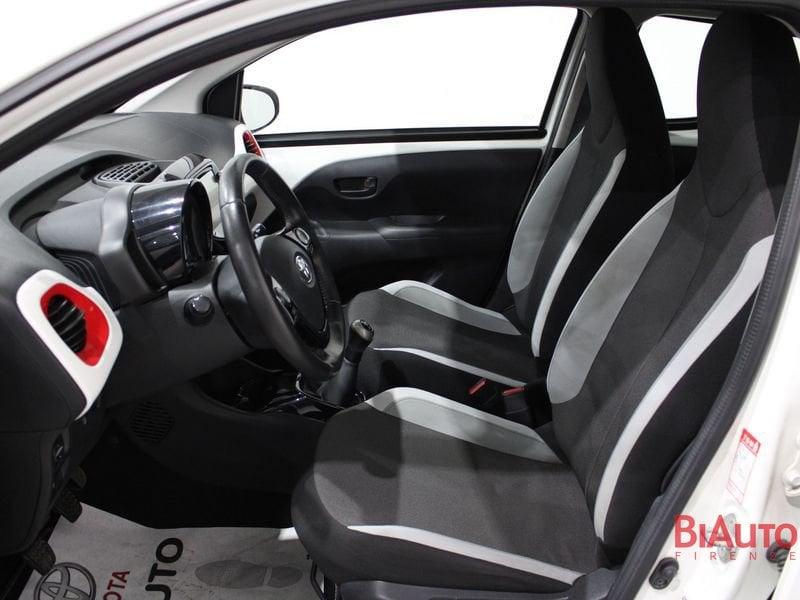 Toyota Aygo Aygo 1.0 VVT-i 69 CV 5 porte x-play