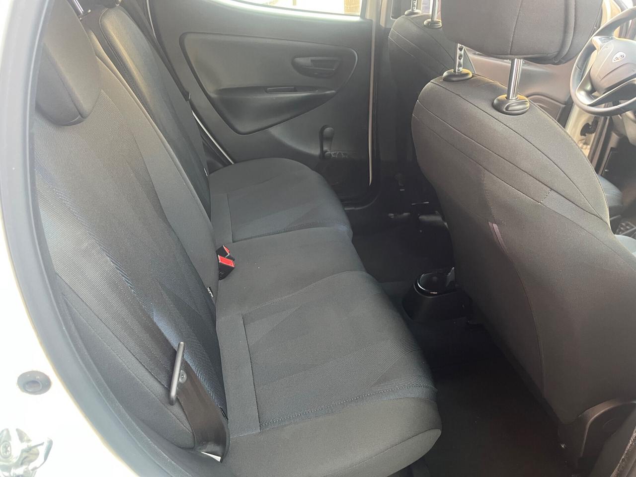 Lancia Ypsilon 0.9 TwinAir 85 CV 5 porte Metano Ecochic Gold