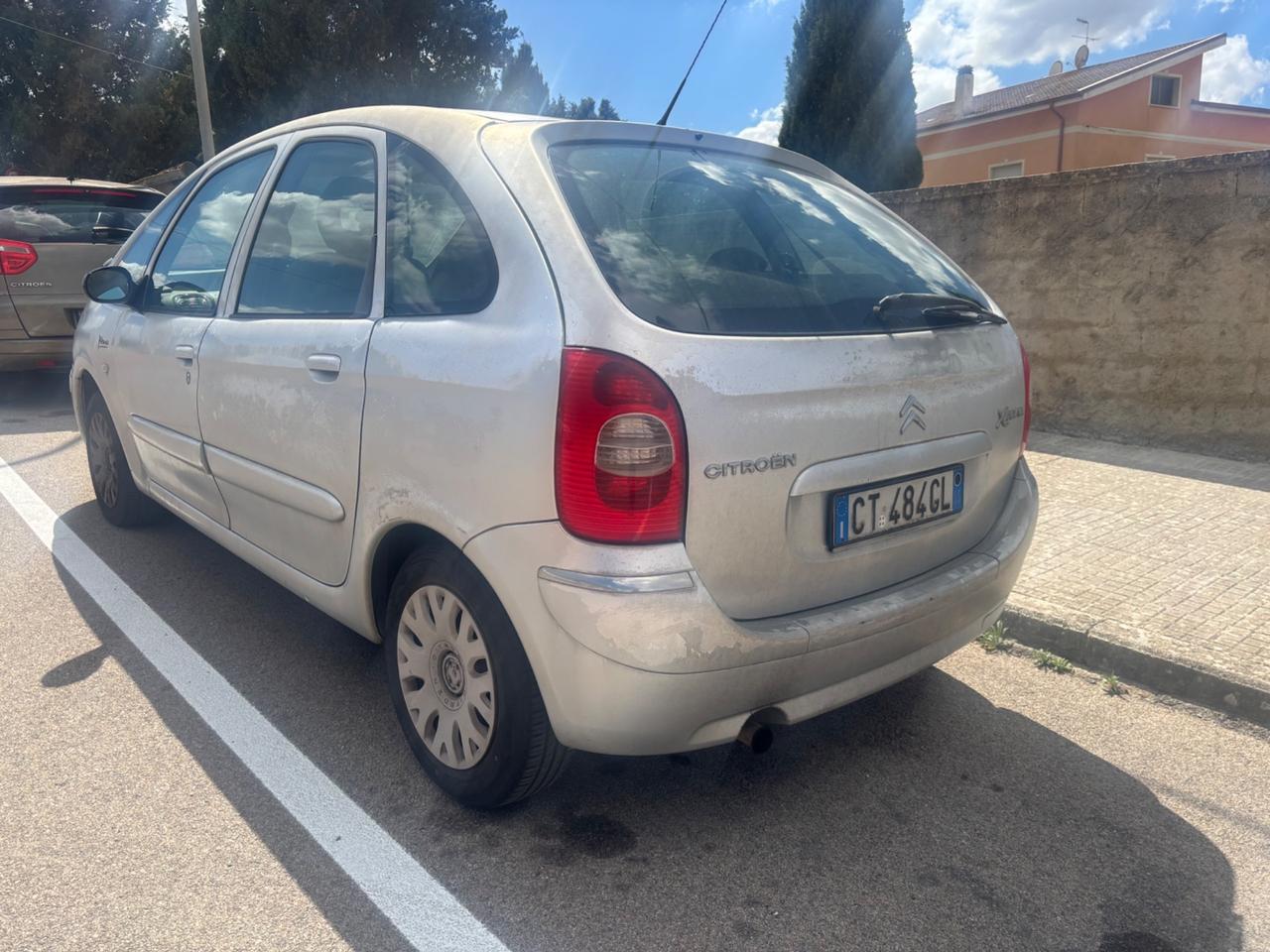 Citroen Xsara 1.6i 16V cat 5 porte Exclusive