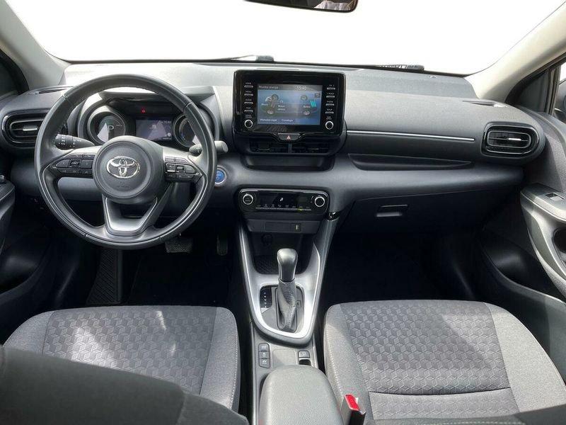 Toyota Yaris Hybrid Trend MY22