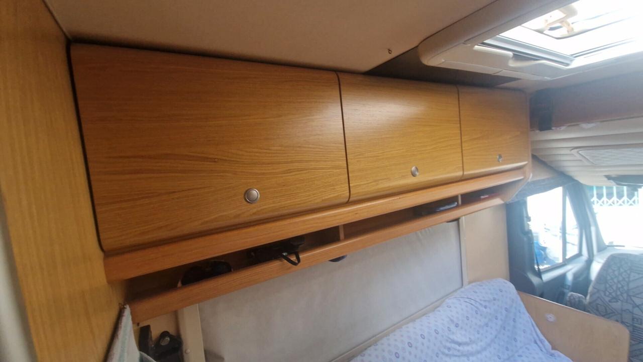 Iveco Daily Camper Laika 2.8 diesel manuale 6 rapporti