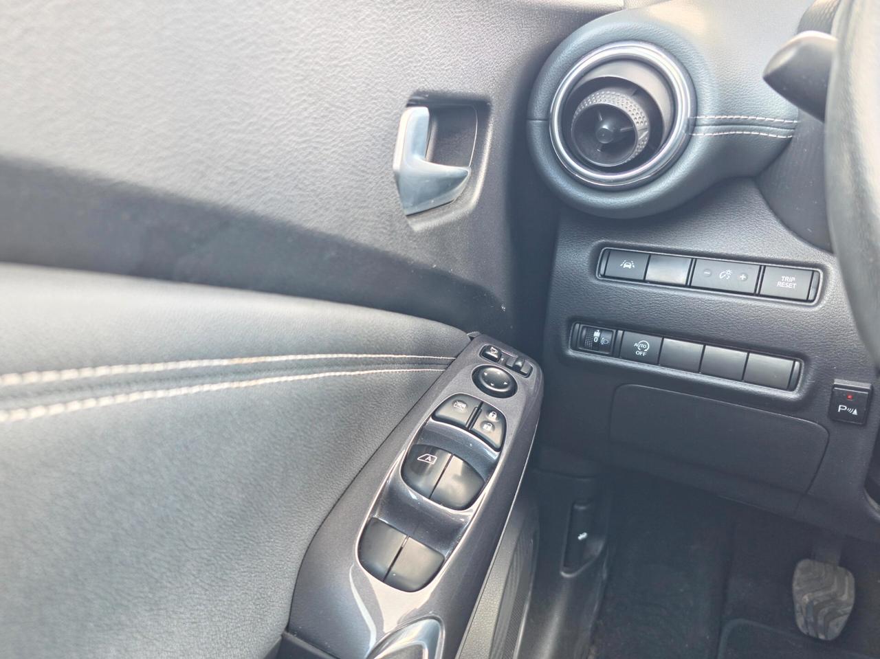 Nissan Juke 1.0 DIG-T 114 CV Tekna 2022-E6 Manuale NEO