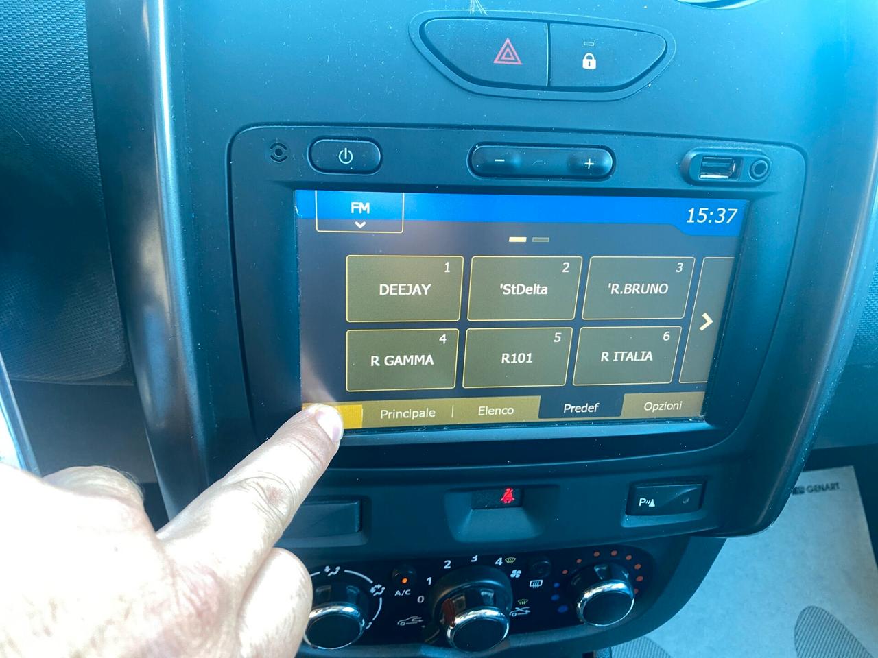 Dacia Duster 1.5 dCi 110CV 4x2 Lauréate --KM CERTIFICATI!!!---POSSIBILITA' collaborazione stock auto per commercianti ---