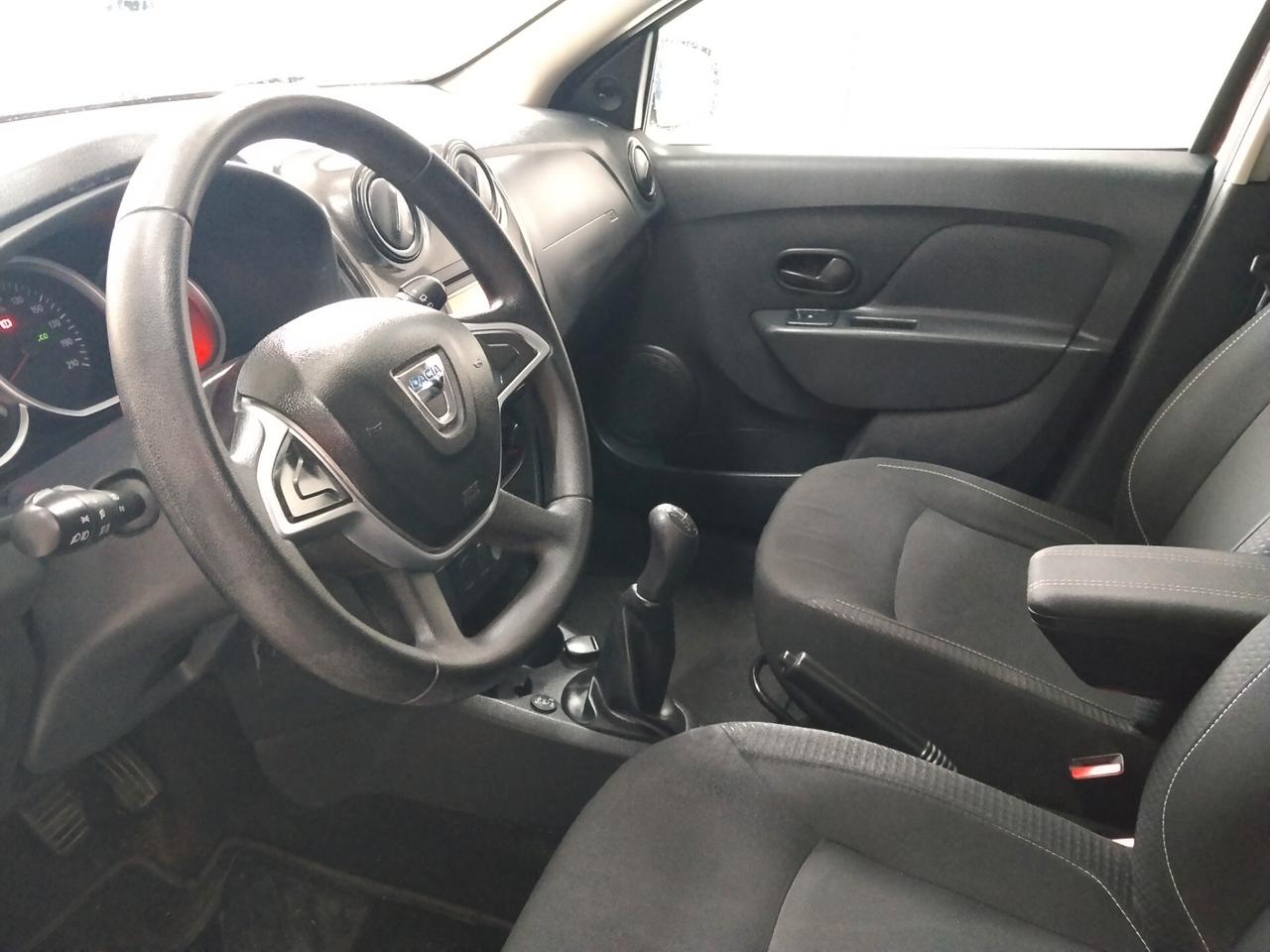 Dacia Sandero 900 bnz / GPL 2017 CON GARANZIA
