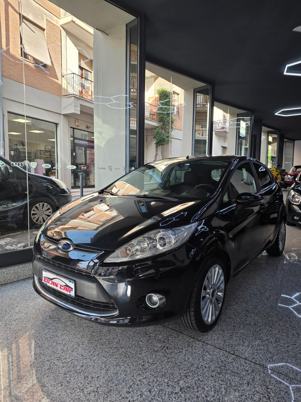Ford Fiesta 1.4 5 porte Bz.- GPL Titanium
