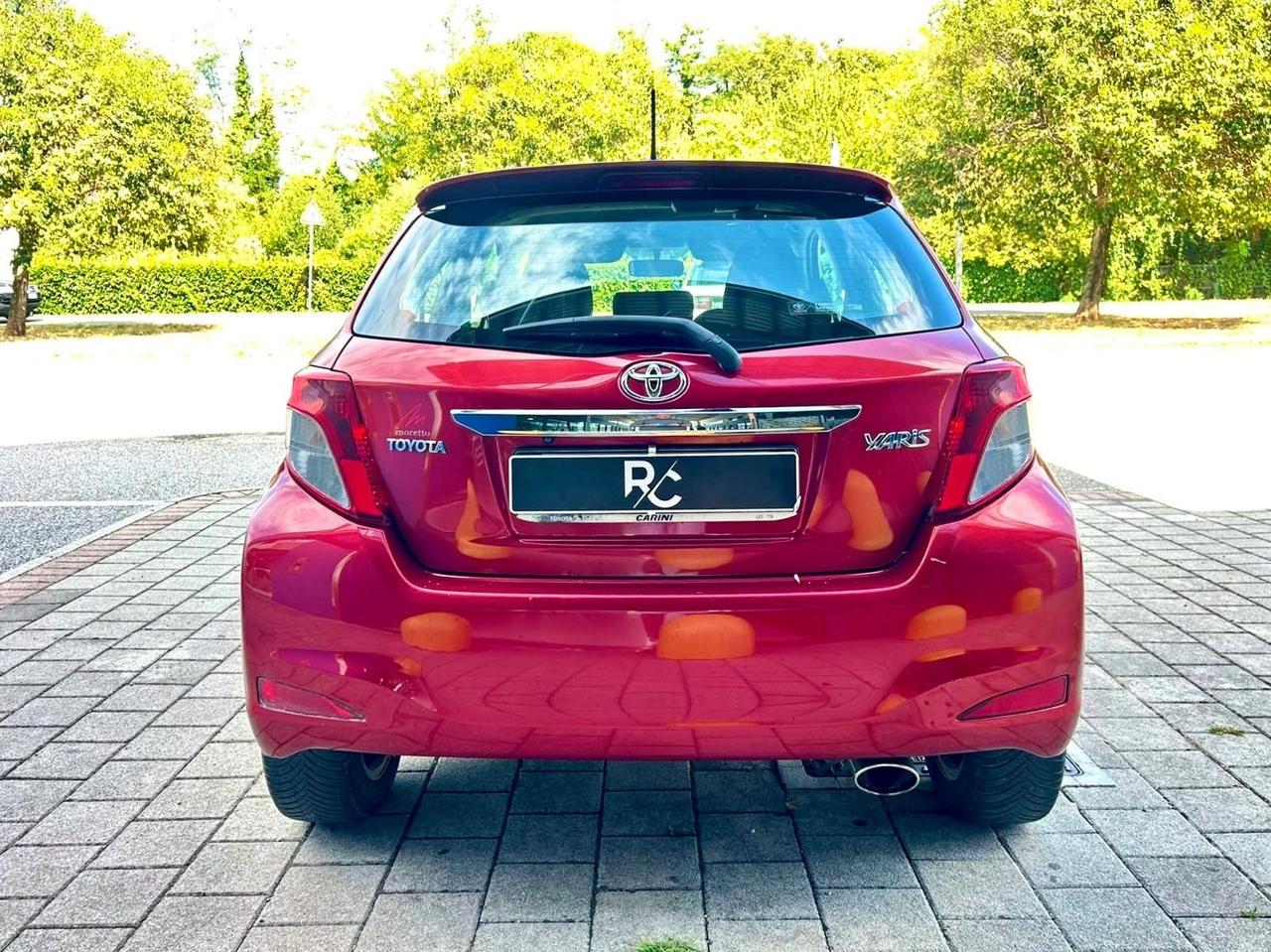 Toyota Yaris 1.3 benzina Neopatentati