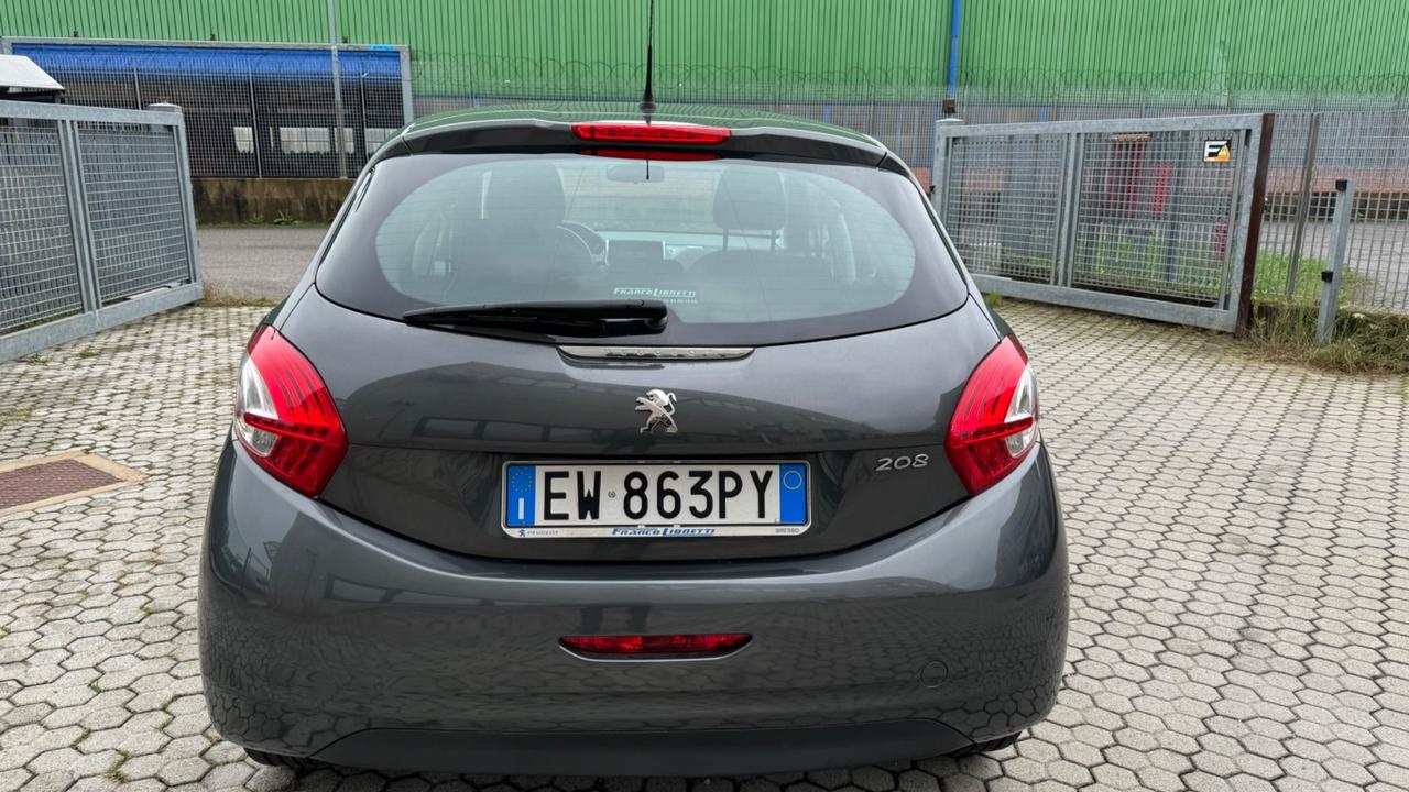 Peugeot 208 1.4 HDi 68 CV 5 porte Allure TETO NEO PATENTATI