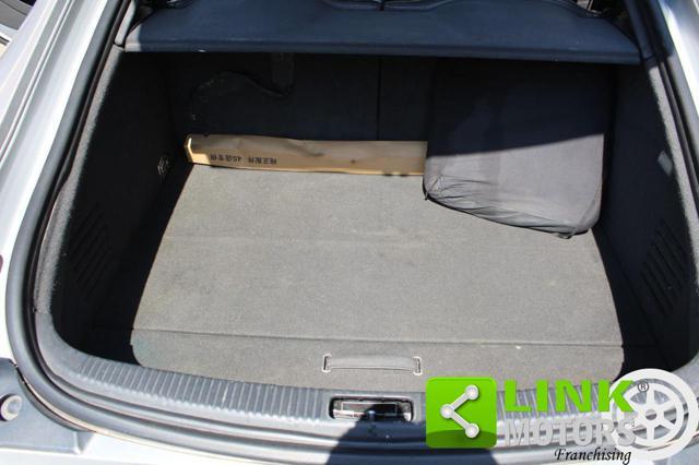 AUDI TTS Coupé 2.0 272 CV TFSI quattro S tronic