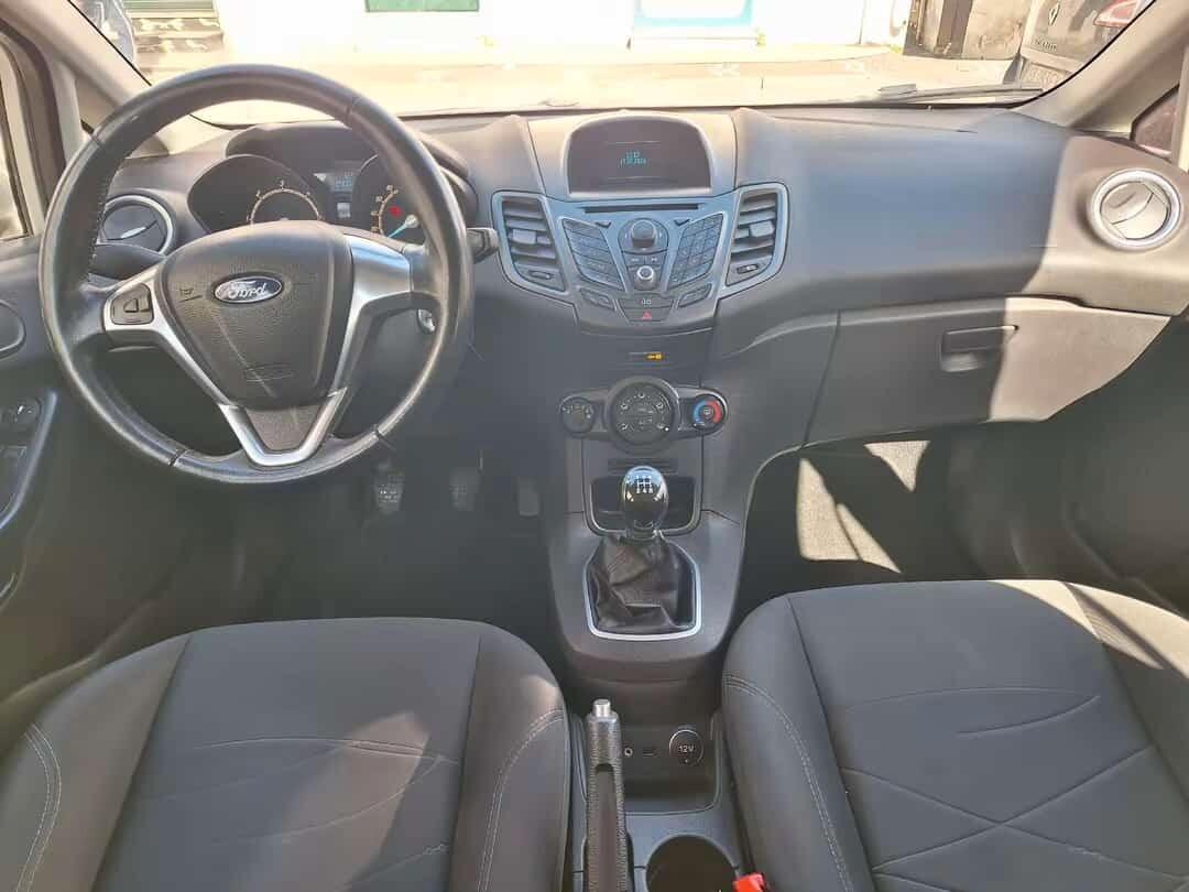 Ford Fiesta 1.5 TDCi 75CV 5 porte