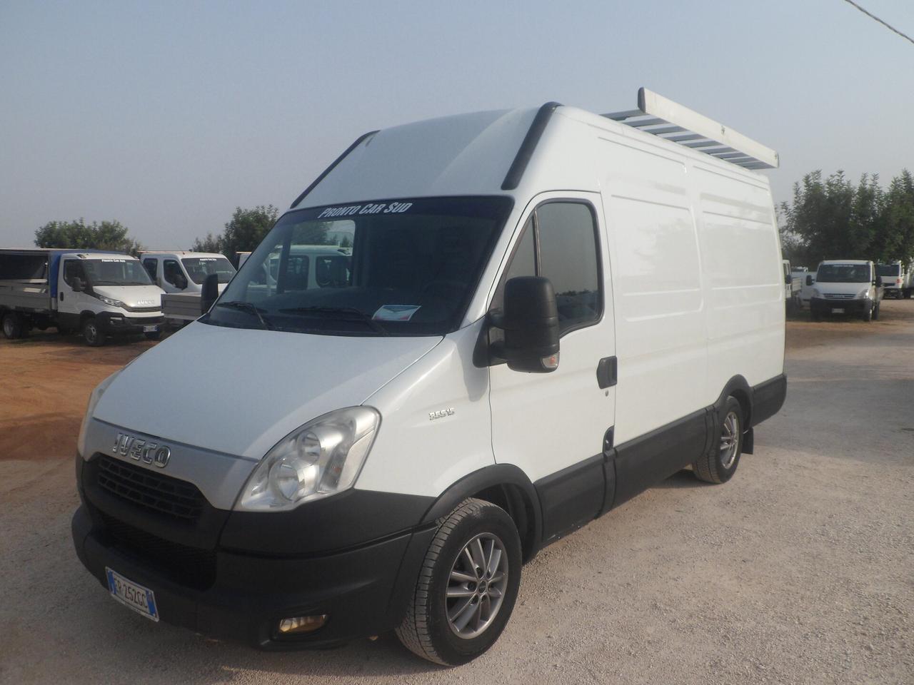 Iveco Daily 35s15 furgone medio alto